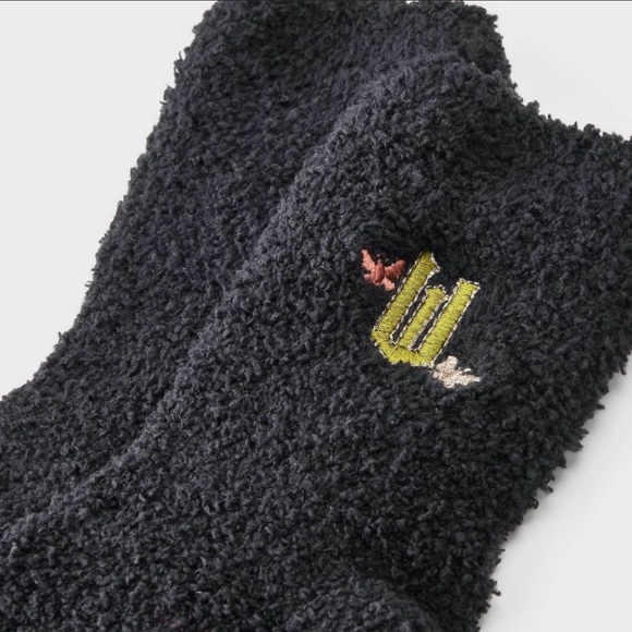 Women's Wicked Embroidered Cozy Gift Set Pouch, Cozy Socks(4-10)& Eye Mask NIB - Picture 4 of 5